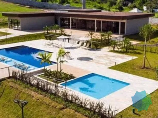 Terreno com 378m², à venda, no bairro Pinheirinho II em Itu