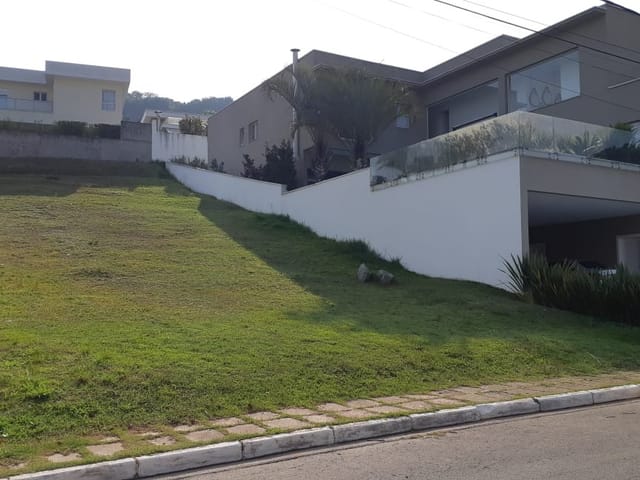 Terreno com 517m², à venda, no bairro Tamboré em Santana de Parnaíba