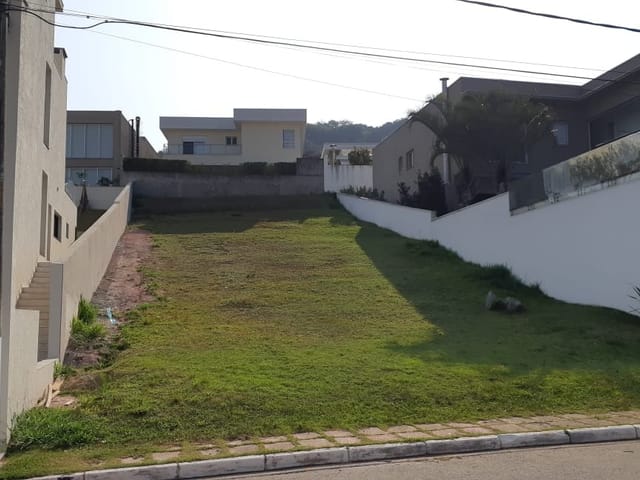 Terreno com 517m², à venda, no bairro Tamboré em Santana de Parnaíba