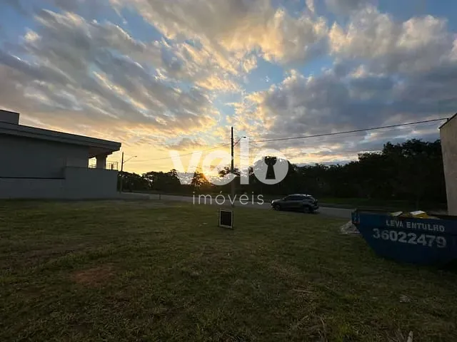 Terreno com 350m², à venda, no bairro Piracangaguá em Taubaté
