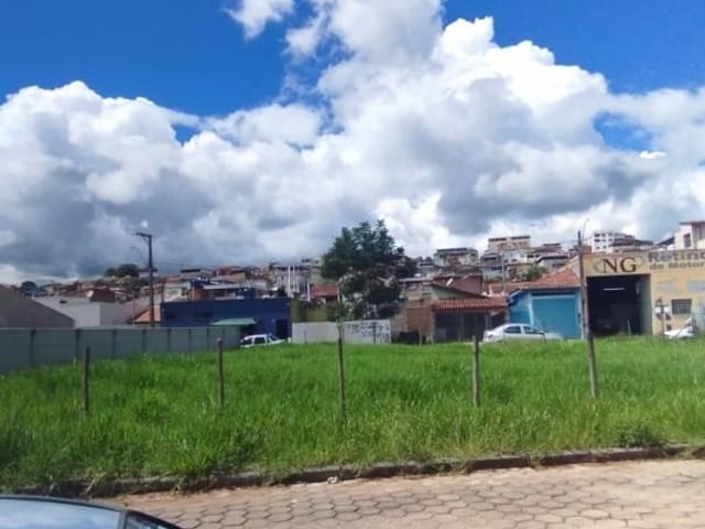 Terreno com 500m², à venda, no bairro Santa Edwirges em Cambuí