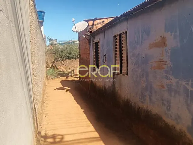 Terreno com 300m², à venda, no bairro São Benedito em Formosa