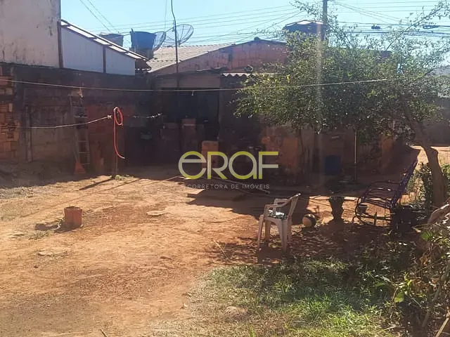 Terreno com 300m², à venda, no bairro São Benedito em Formosa