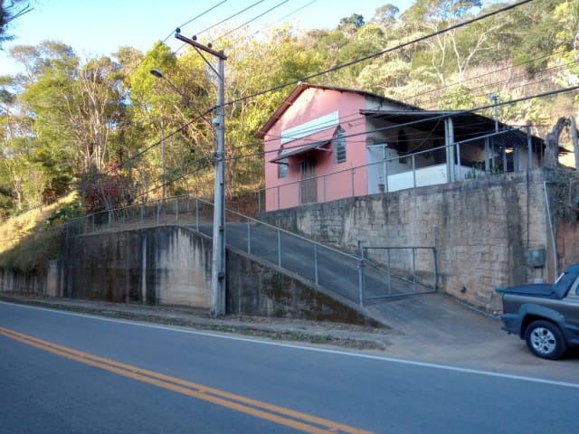 Terreno à venda, no bairro Araras em Petrópolis