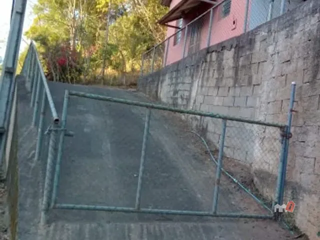 Terreno à venda, no bairro Araras em Petrópolis