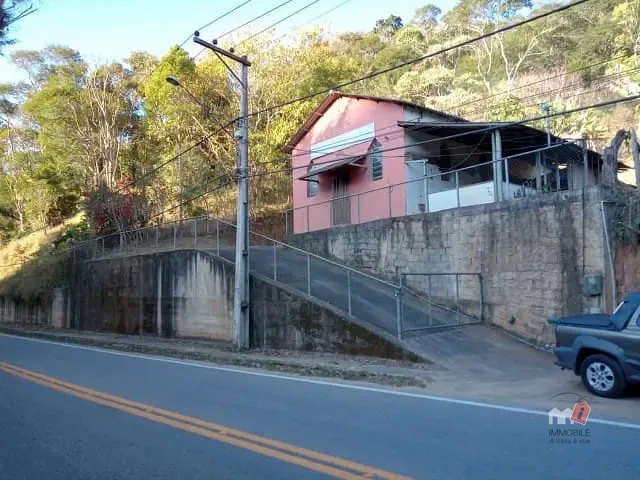 Terreno à venda, no bairro Araras em Petrópolis
