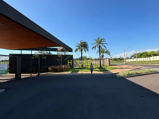 Terreno com 336m², à venda, no bairro Jardim Bom Clima em Votuporanga