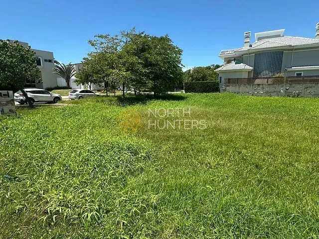 Terreno com 612m², à venda, no bairro Jurerê Internacional em Florianópolis