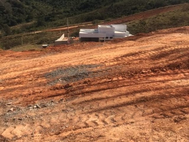 Foto do Terreno - Terreno à venda 988.96M², Pinheirinho, Itajubá - MG | Condomínio Residencial Olhos D Água | MOHALLEM e LOPES CORRETAGEM E ADMINISTRACAO DE IMOVEIS LTDA