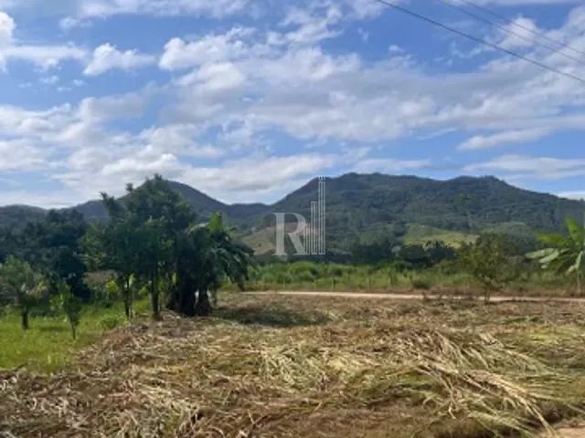 Terreno com 708m², à venda, no bairro Área Rural de Tijucas em Tijucas