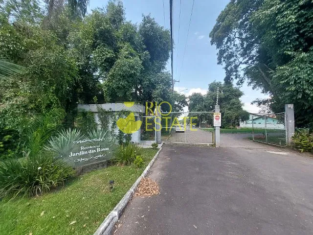 Terreno com 766m², à venda, no bairro Penedo em Itatiaia