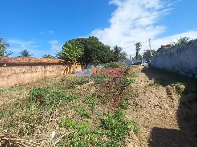 Terreno com 334m², à venda, no bairro Olivença em Ilhéus