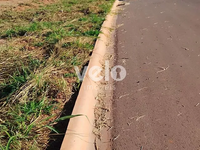 Terreno com 301m², à venda, no bairro Piracangaguá II em Taubaté