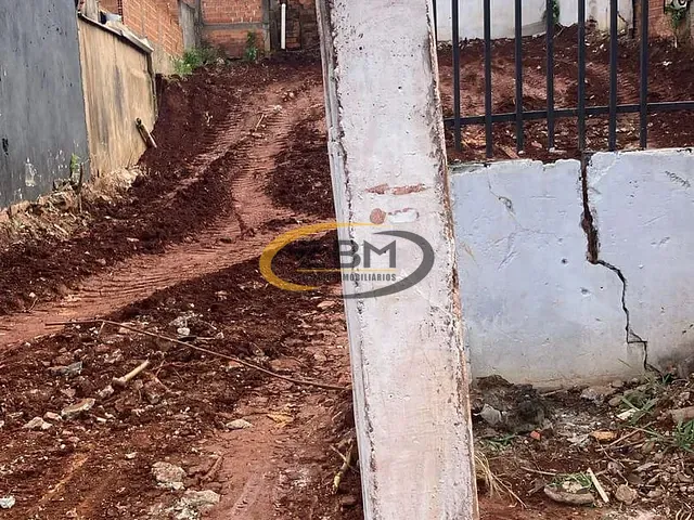 Terreno com 261m², à venda, no bairro Colinas em Londrina