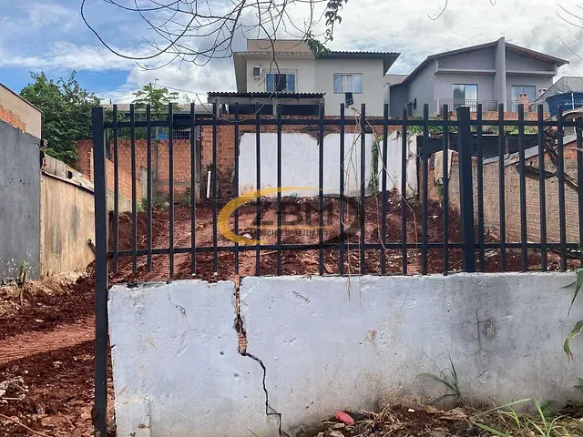 Terreno com 261m², à venda, no bairro Colinas em Londrina