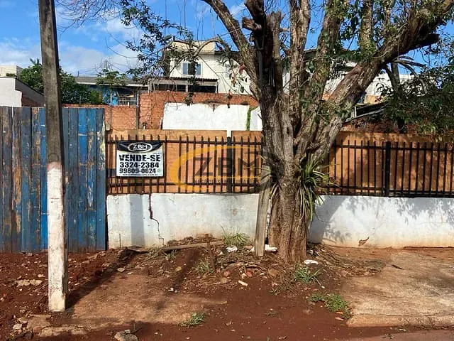 Terreno com 261m², à venda, no bairro Colinas em Londrina