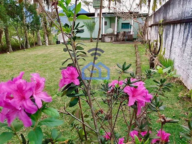 Terreno com 257m², à venda, no bairro Massaguaçu em Caraguatatuba