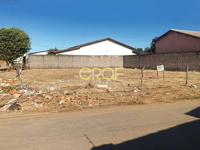 Terreno com 499m², à venda, no bairro Parque Lago em Formosa