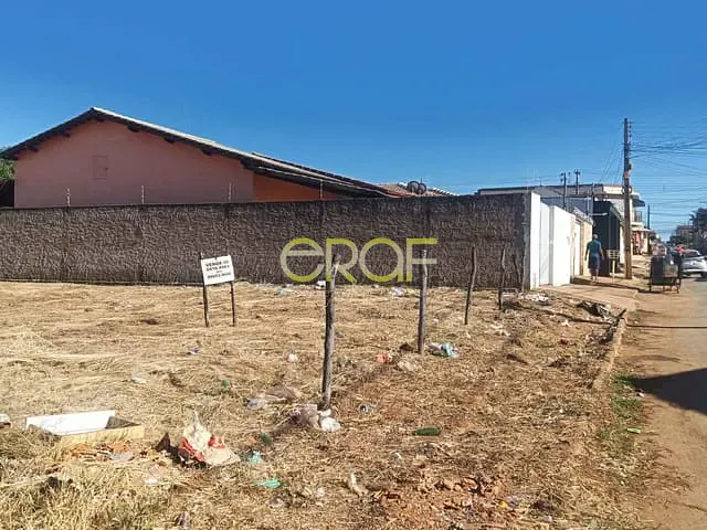 Terreno com 499m², à venda, no bairro Parque Lago em Formosa