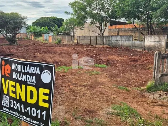 Terreno com 739m², à venda, no bairro Manoel Müller em Rolândia