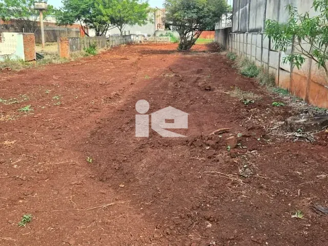 Terreno com 739m², à venda, no bairro Manoel Müller em Rolândia