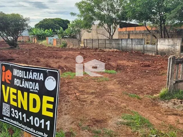 Terreno com 739m², à venda, no bairro Manoel Müller em Rolândia