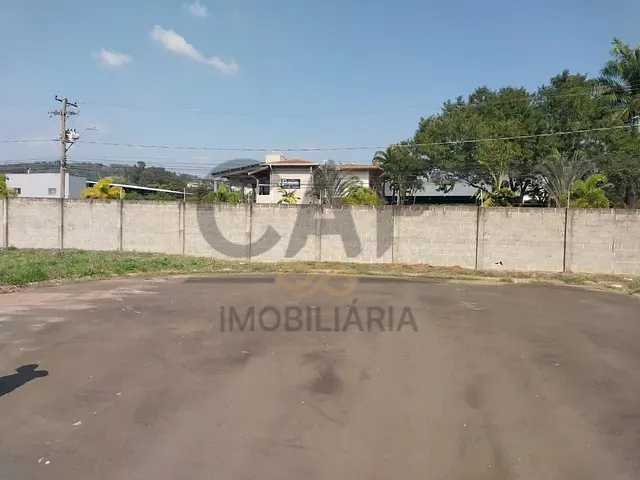 Terreno com 343m², à venda, no bairro Vargeão em Jaguariúna