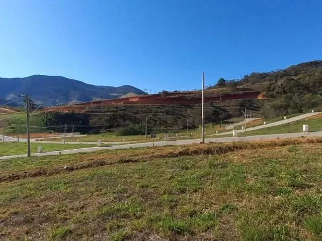 Terreno com 358m², à venda, no bairro Nossa Senhora de Fatima em Itajubá