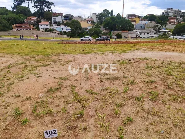 Terreno à venda, no bairro Pilarzinho em Curitiba