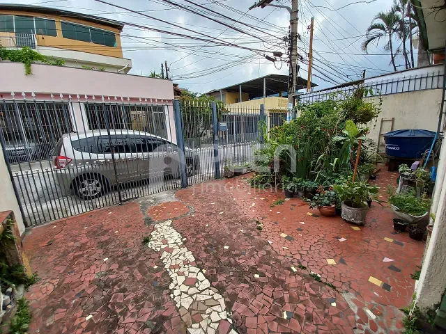 Terreno com 240m², à venda, no bairro Parque Peruche em São Paulo
