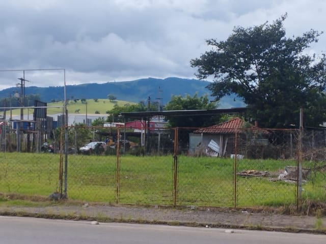 Terreno com 10000m², à venda, no bairro Cachoeirinha em Cambuí