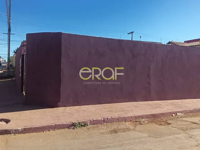 Terreno com 126m², à venda, no bairro Parque Lago em Formosa