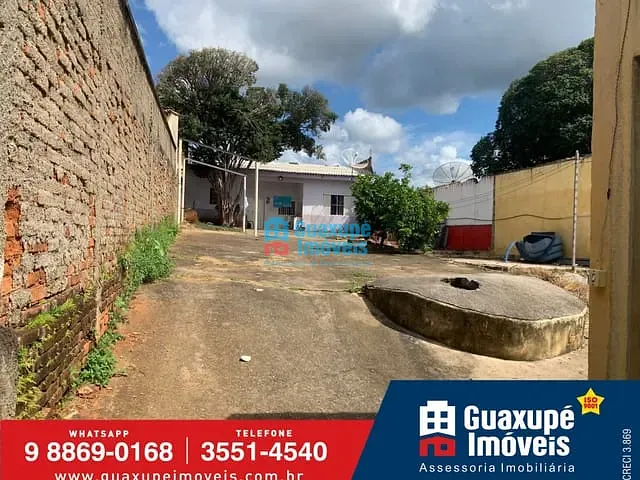 Terreno com 660m², à venda, no bairro Centro em GUAXUPÉ