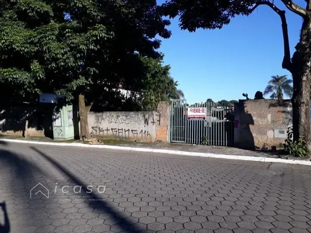 Terreno com 396m², à venda, no bairro Vila Resende em Caçapava