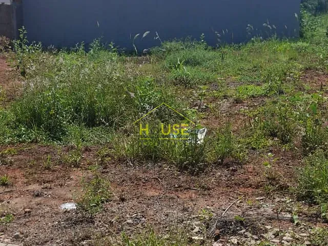 Terreno com 184m², à venda, no bairro Jardim Residencial Moreira em Votuporanga