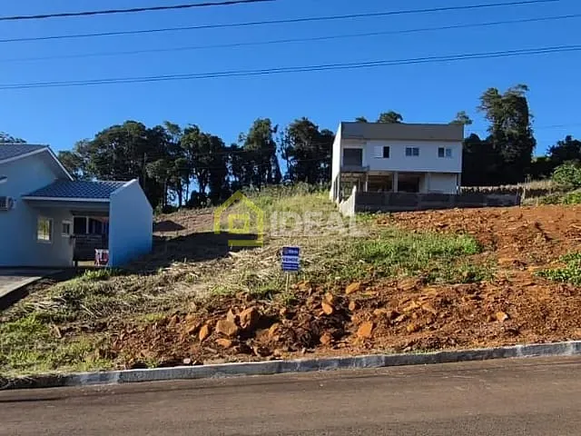 Terreno com 360m², à venda, no bairro Santa Terezinha em Concórdia