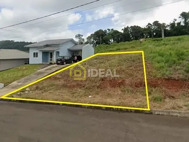 Terreno com 360m², à venda, no bairro Santa Terezinha em Concórdia