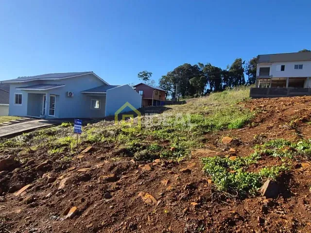 Terreno com 360m², à venda, no bairro Santa Terezinha em Concórdia