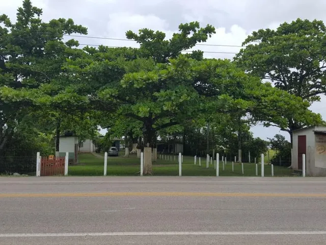 Terreno com 1464m², à venda, no bairro Nereidas em Guaratuba