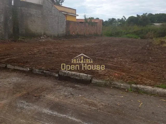 Terreno com 300m², à venda, no bairro Novo Horizonte em Porto Real