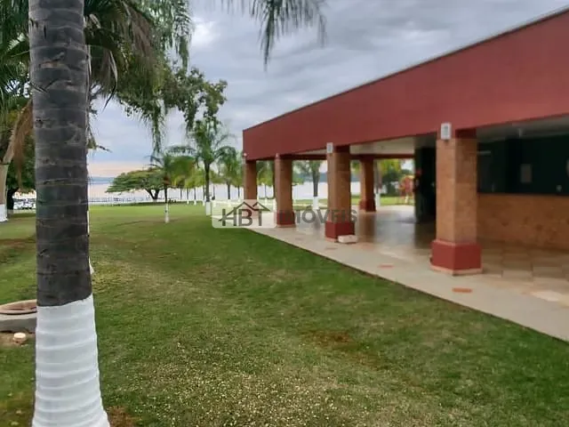 Terreno com 800m², à venda, no bairro Nova Iacanga em Iacanga