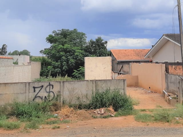 Terreno com 250m², à venda, no bairro Oficinas em Ponta Grossa