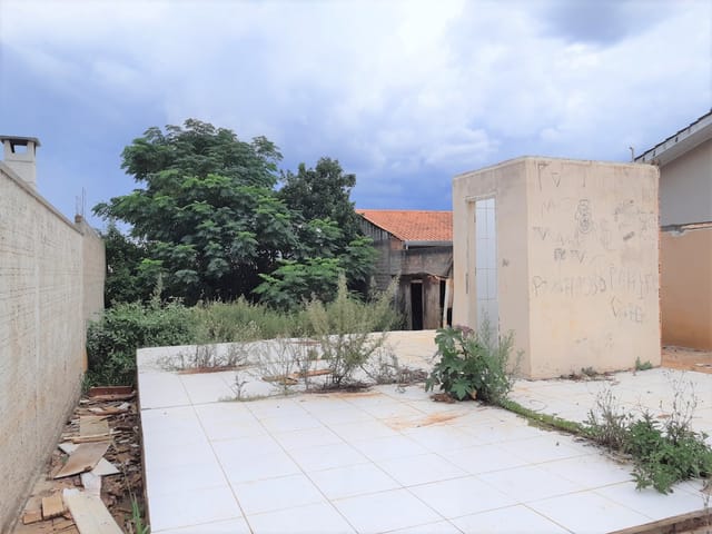 Terreno com 250m², à venda, no bairro Oficinas em Ponta Grossa