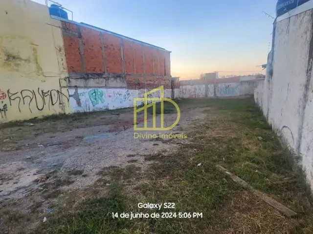 Terreno com 380m², à venda, no bairro Conjunto Habitacional Júlio de Mesquita Filho em Sorocaba