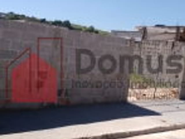 Terreno com 250m², à venda, no bairro Residencial Estoril em Taubaté