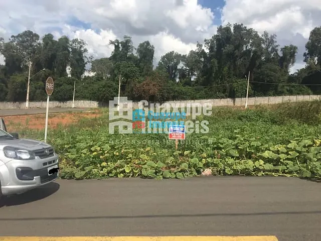 Terreno com 360m², à venda, no bairro PORTAL DO LAGO em GUARANÉSIA