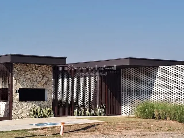 Terreno com 250m², à venda, no bairro Colinas do Castelo em Jaguariúna