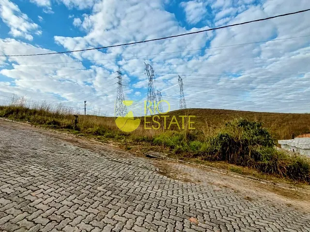 Terreno com 360m², à venda, no bairro Bela Vista em Resende