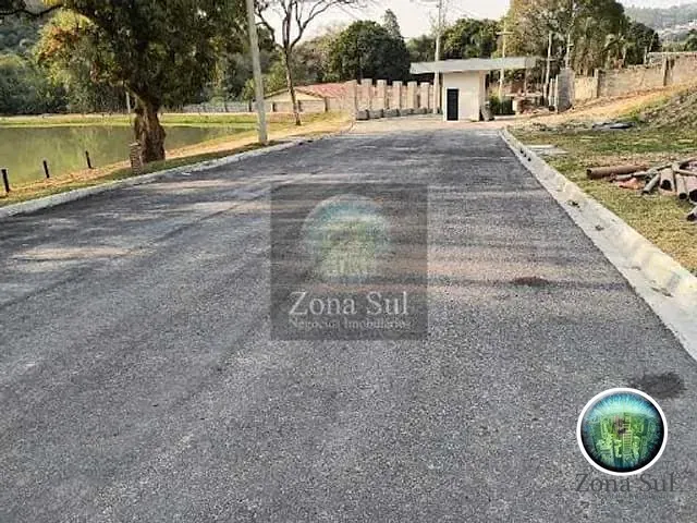 Terreno com 250m², à venda, no bairro Brigadeiro Tobias em Sorocaba