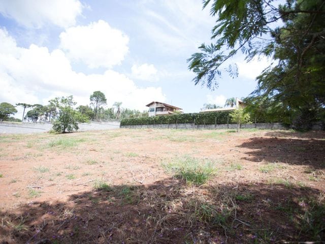 Terreno com 1850m², à venda, no bairro Condomínio Residencial Vila Rica em Bragança Paulista